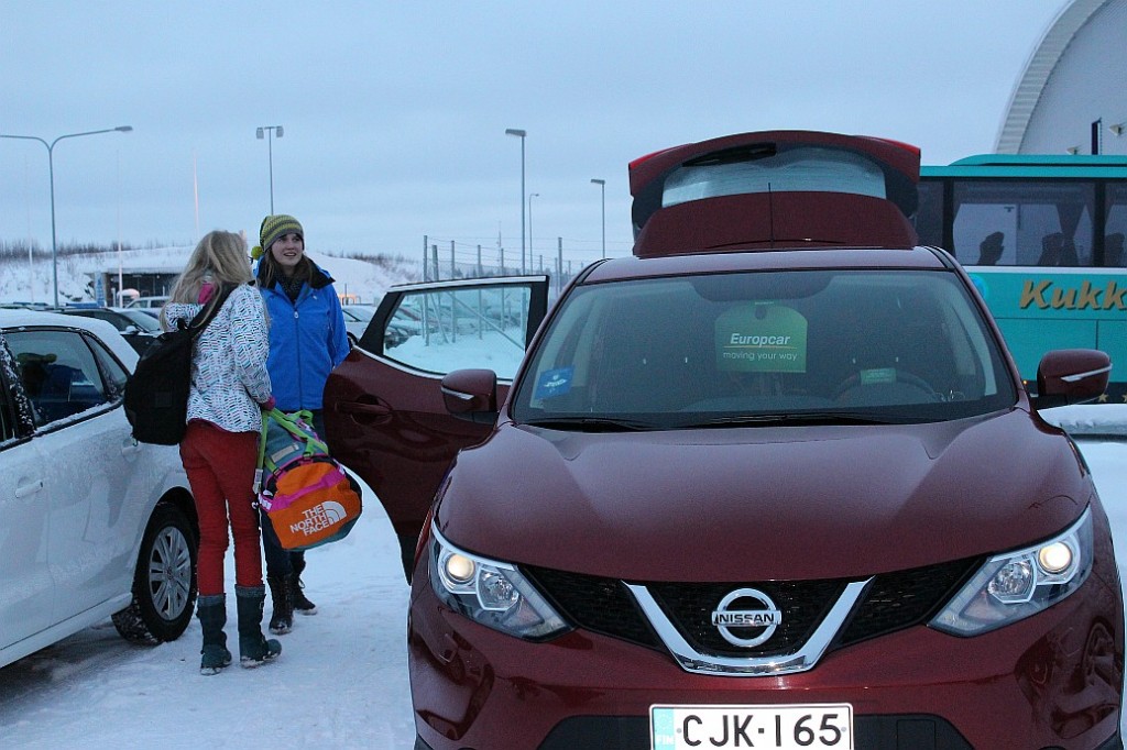 unser Mietwagen wartet schon auf uns in Kittilä